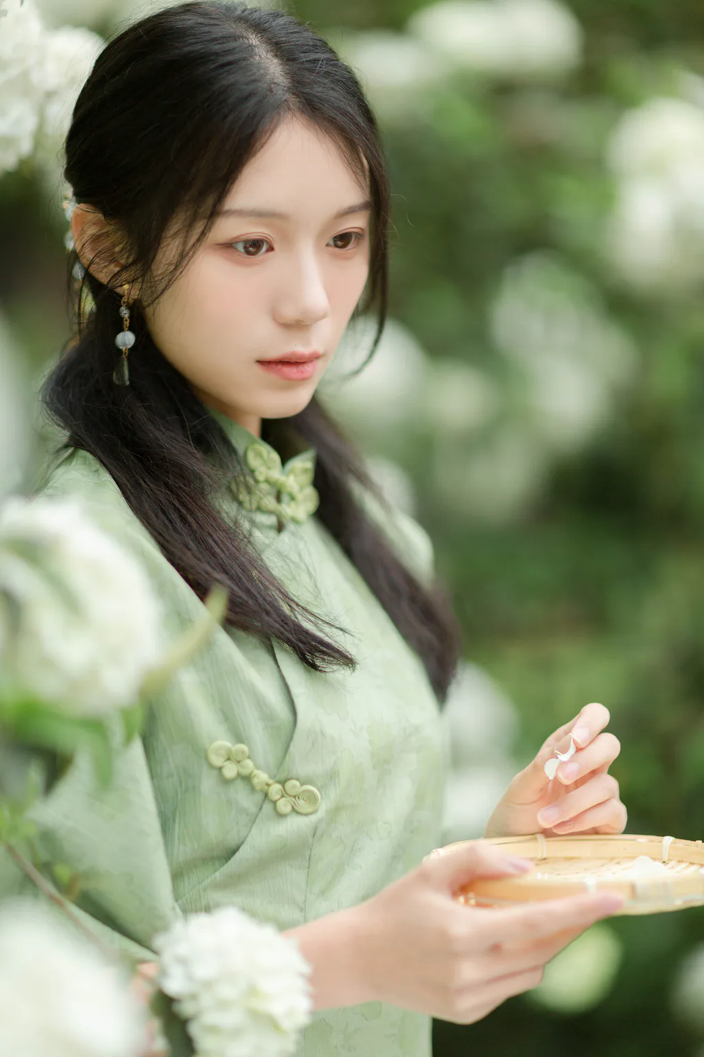 [YITUYU艺图语]2023.04.07 人间四月 雨洁[26+1P/206MB]