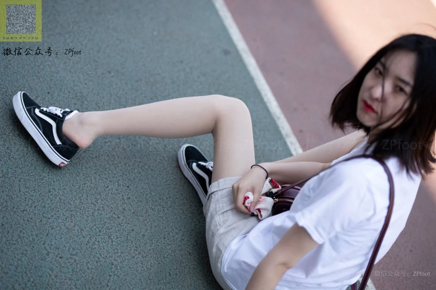 [LSS山茶摄影] NO.141 XUE妹操场肉丝 [89P/276MB]