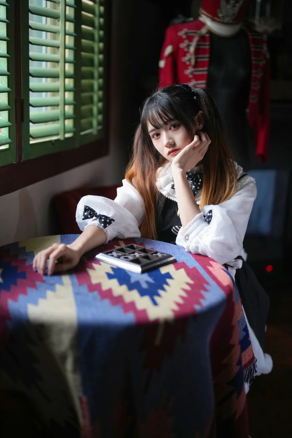 [YITUYU艺图语]2023.05.19 怪盗魔术师 兔子Zzz不吃胡萝卜[31+1P/387MB]