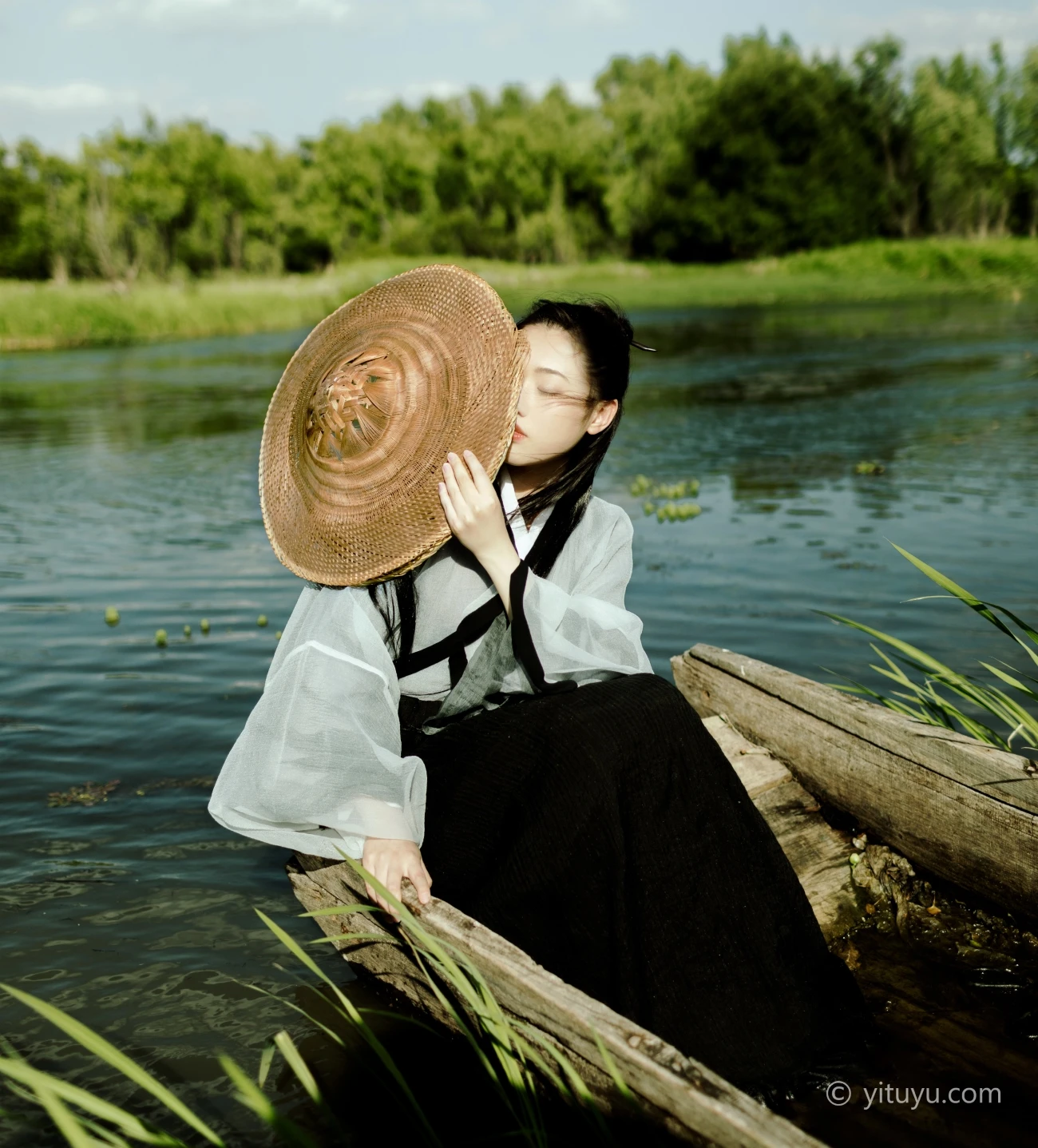 [YITUYU艺图语] 2021.06.09 风之子 静静 [21P/120MB]