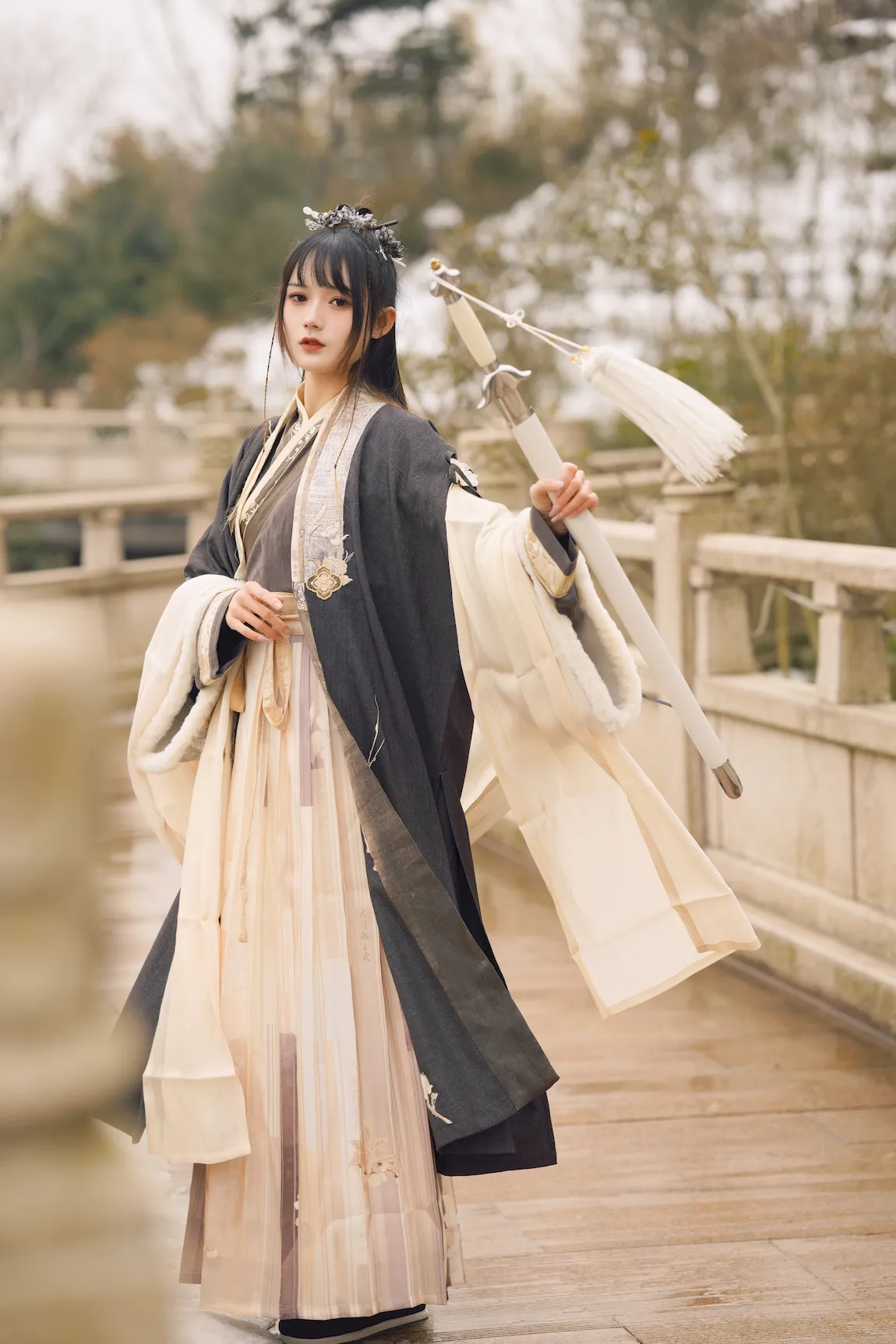 [YITUYU艺图语]2023.07.30 雪中悍刀行 兔子Zzz不吃胡萝卜[21+1P/271MB]