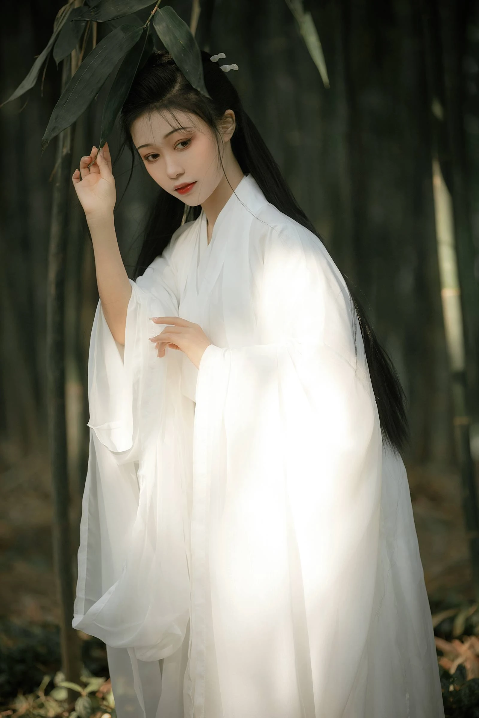[YITUYU艺图语]2022.08.19 竹光 梨一依[21+1P/239MB]
