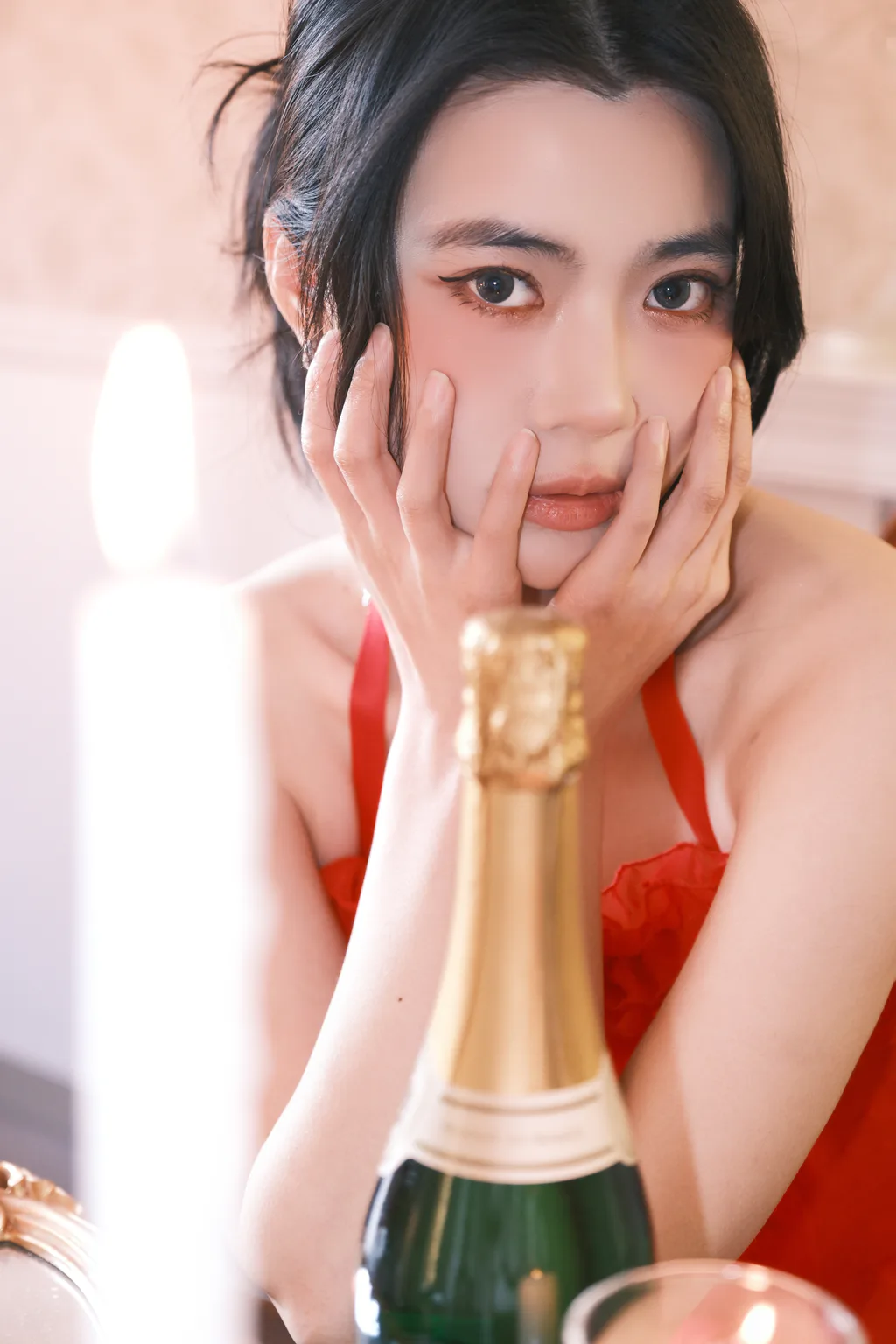 [YITUYU艺图语]2023.02.01 红色 Elikaka[27+1P/420MB]