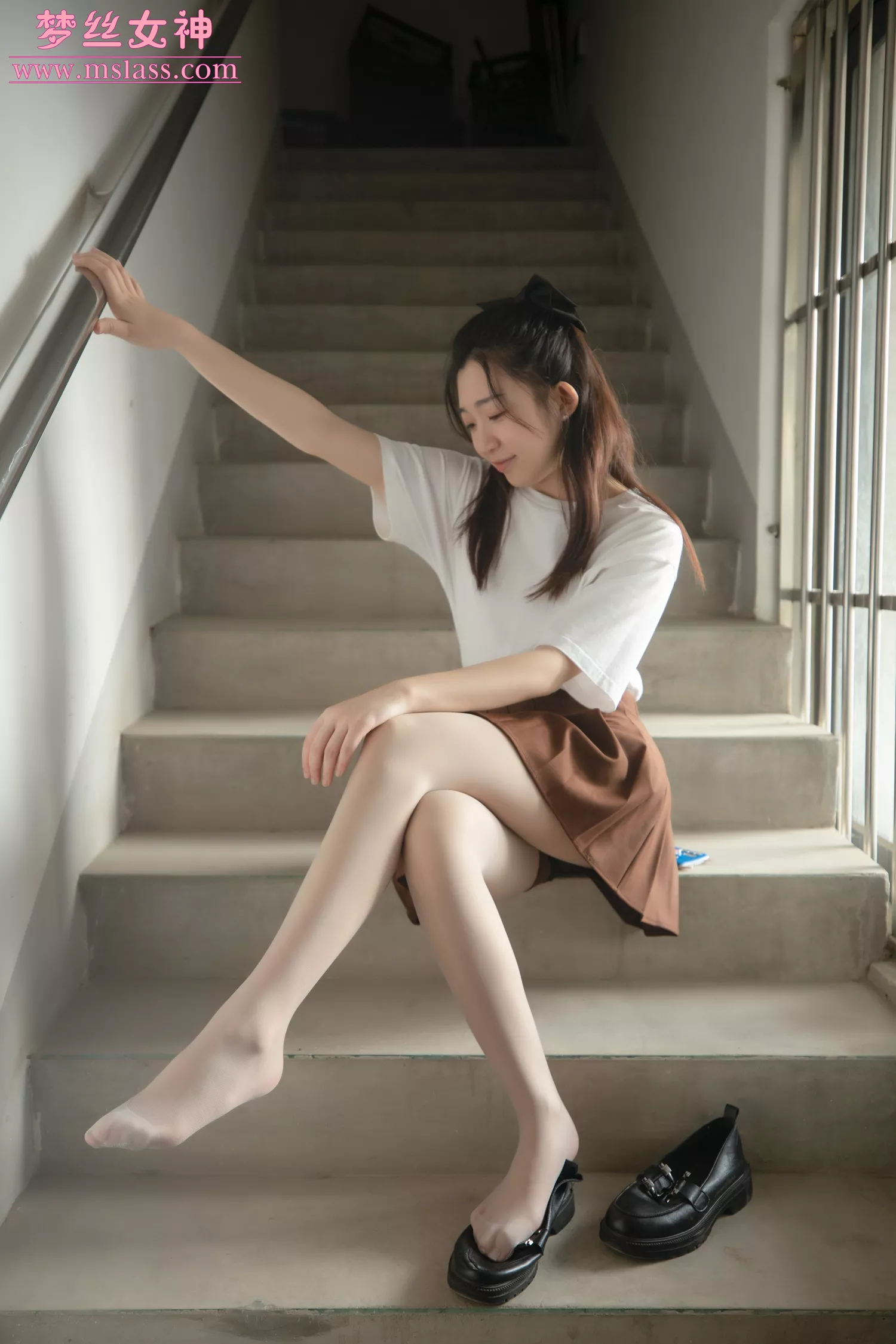 [MSLASS梦丝女神]2022.04.11 丝袜JK小格调 张小雪[59P/263MB]