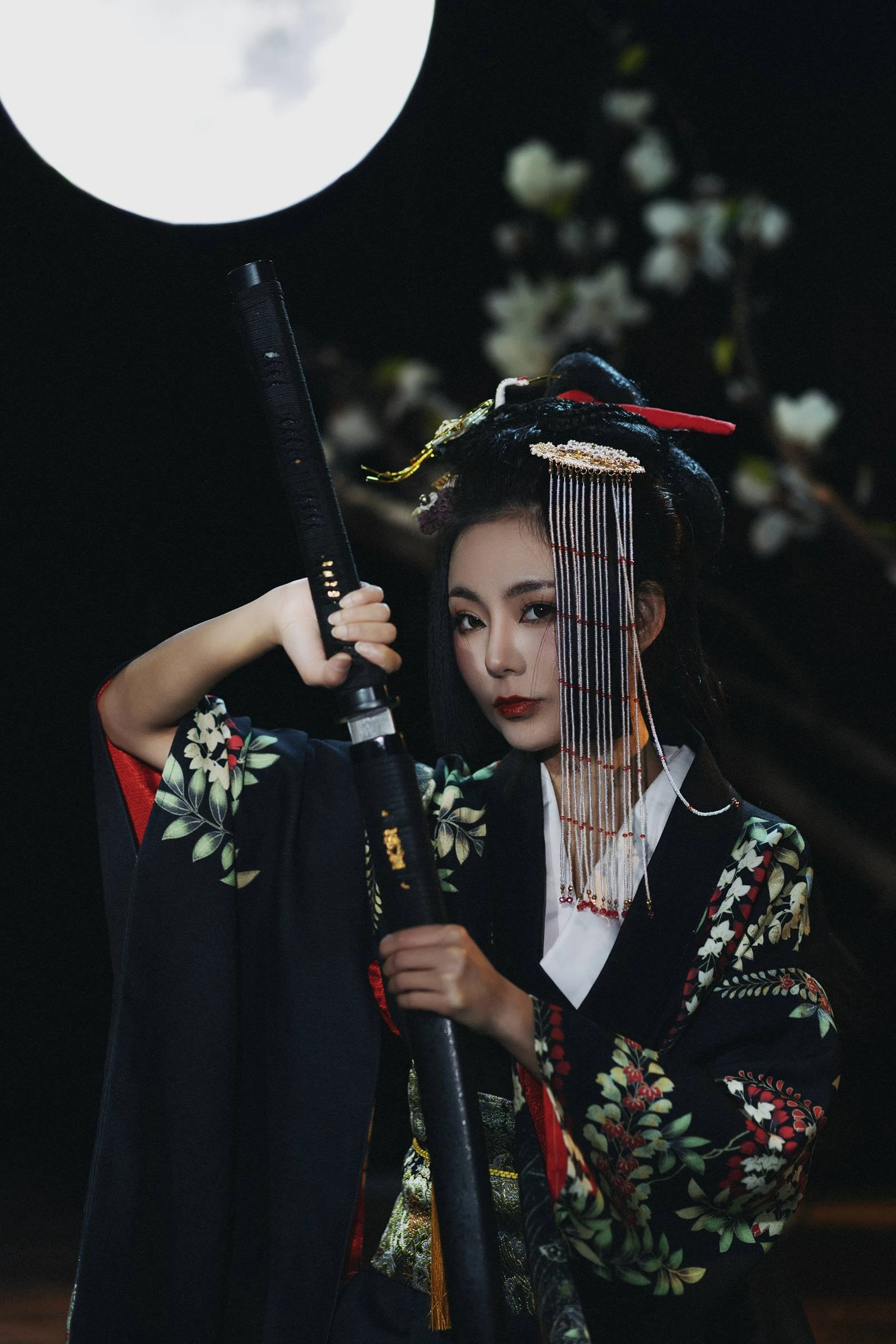 [YITUYU艺图语]2022.09.20 月下暗杀 空灵[45+1P/651MB]