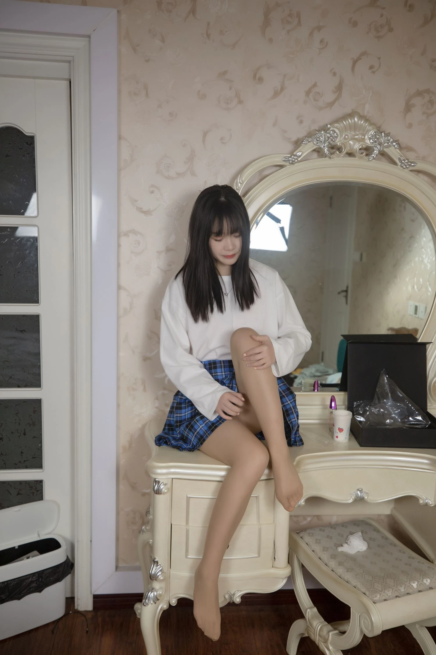 [MSLASS梦丝女神]2022.03.03 罗莉小JK 幻琪琪[19P/167MB]