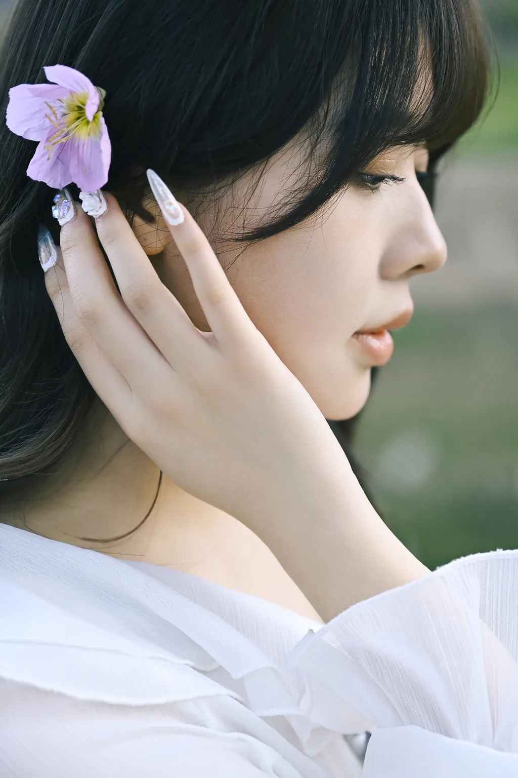[YITUYU艺图语]2023.06.17 月见草盛开的地方 Z_Solla[19+1P/129MB]