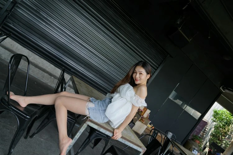 [MussGirl慕丝女郎]NO.014 英语老师Mr.yuanyuan“丝”生活2 [95P/212MB]