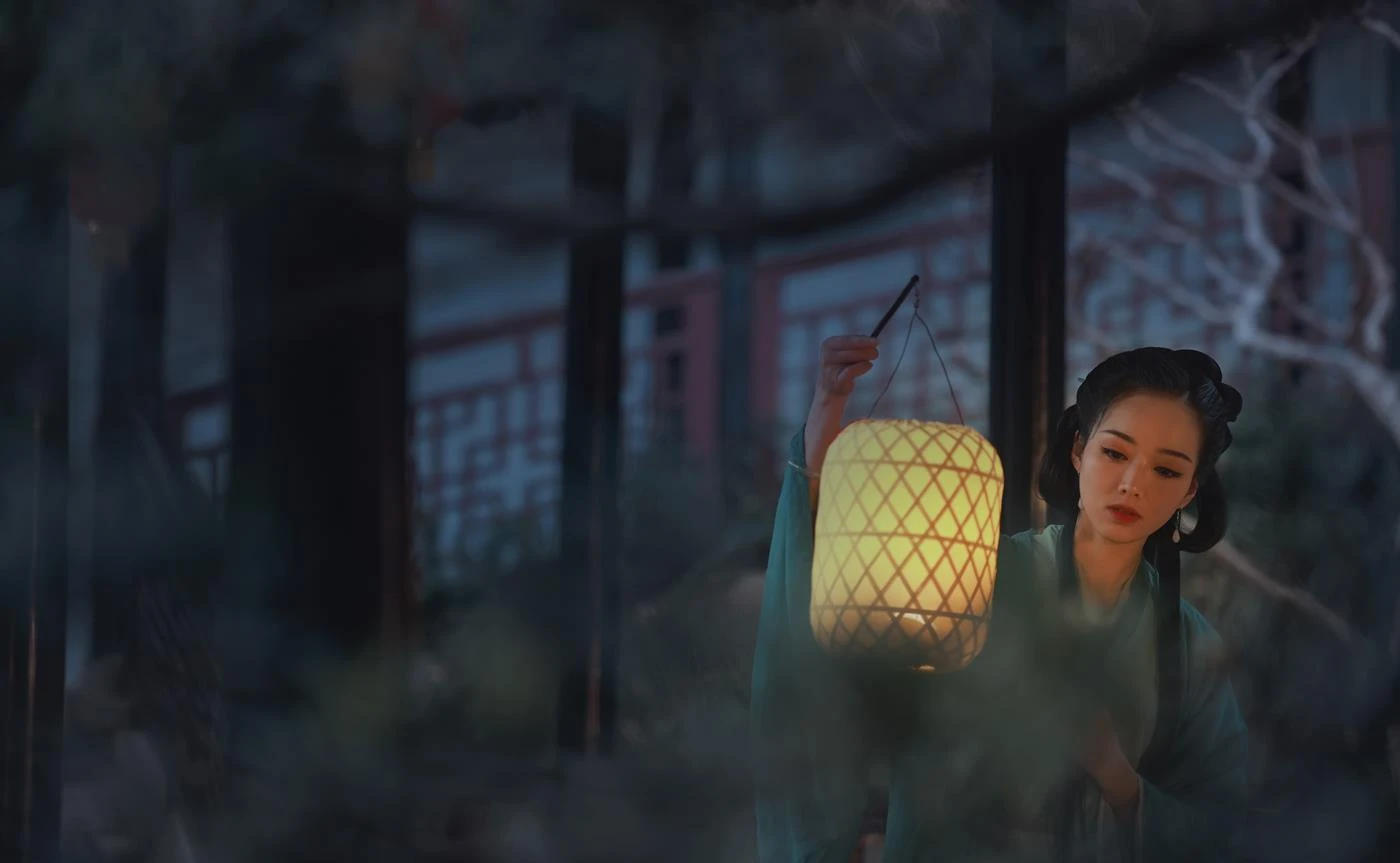 [YITUYU艺图语] 2022.03.01 清平误 鹿呦 [28P/333MB]