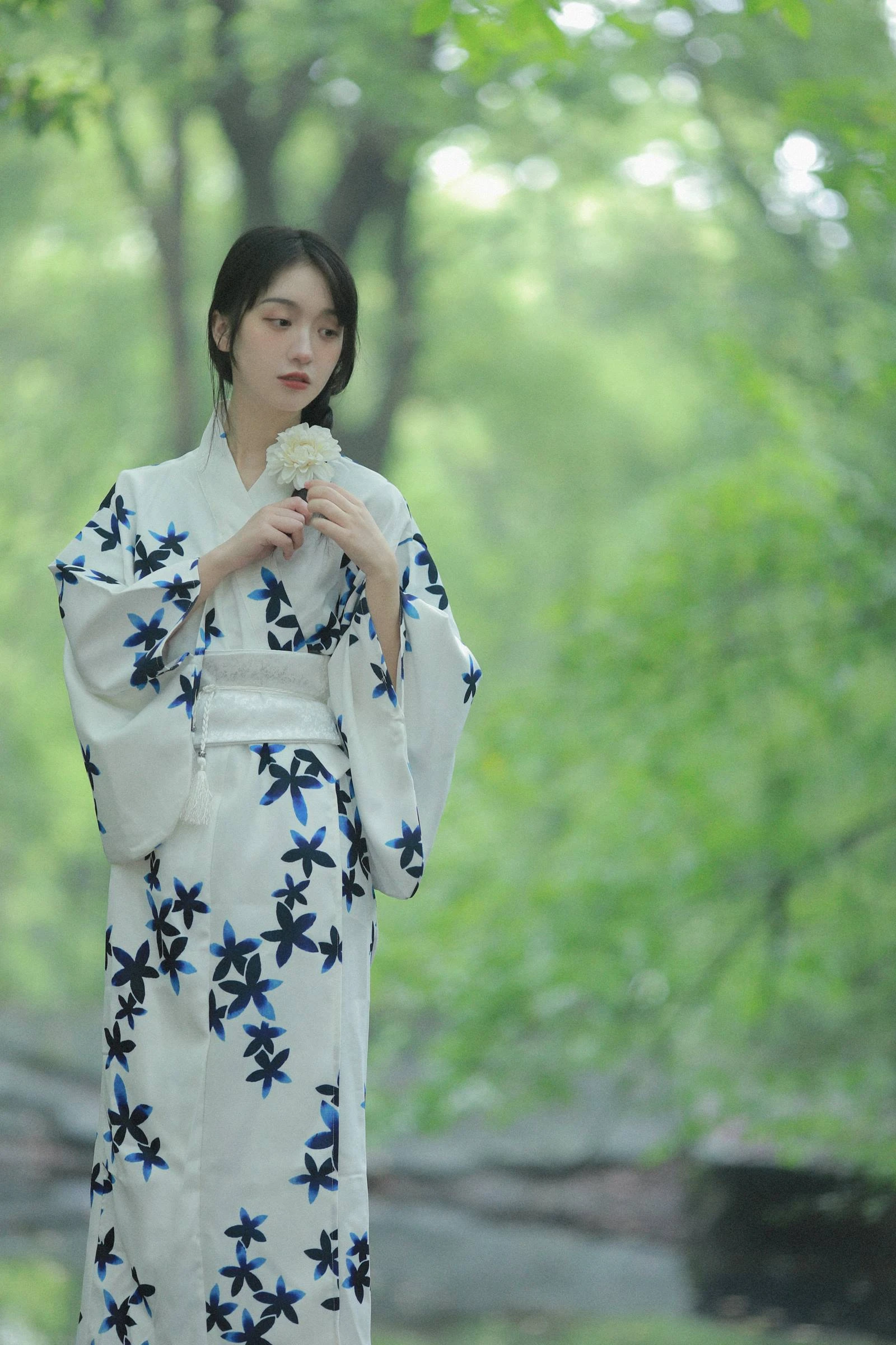 [YITUYU艺图语]2022.10.07 春日信徒 cat睿睿子[21+1P/285MB]