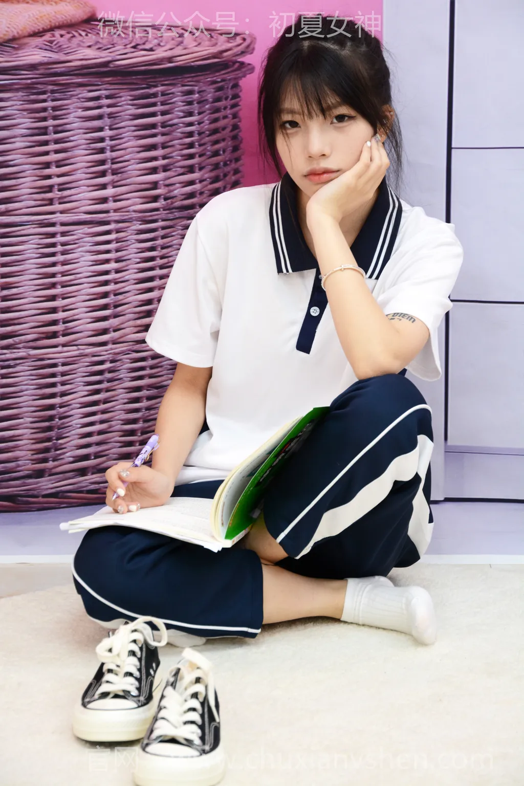 初夏女神 NO.301 番茄 学霸笔记[100P/1V/4.04GB]