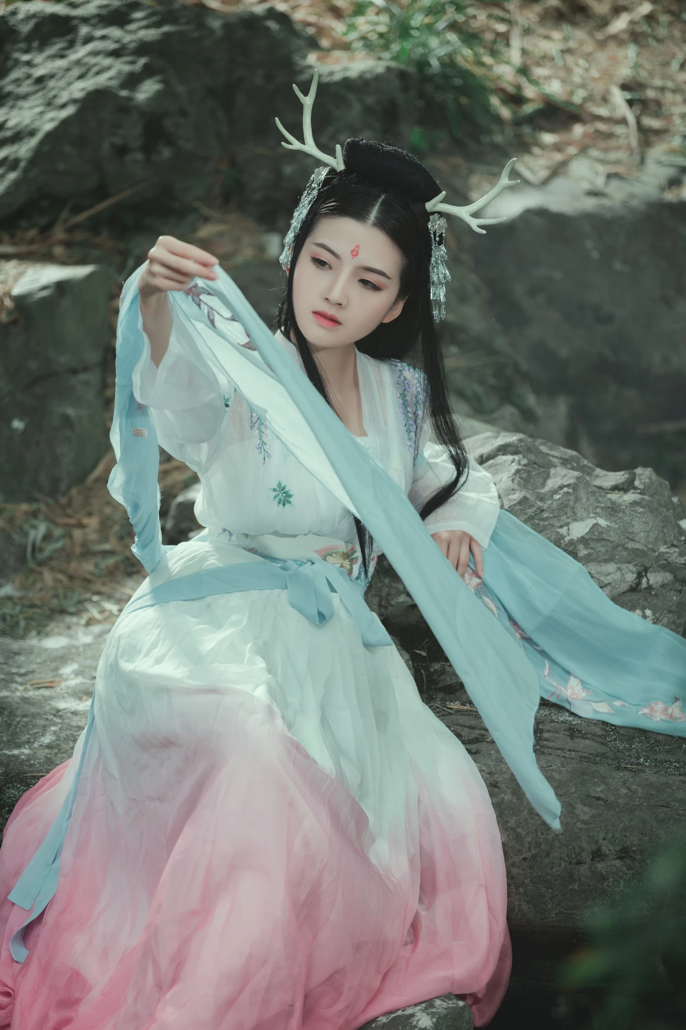 [YITUYU艺图语] 2022.06.12 夫诸 Dtifa丁小妮 [20P/357MB]