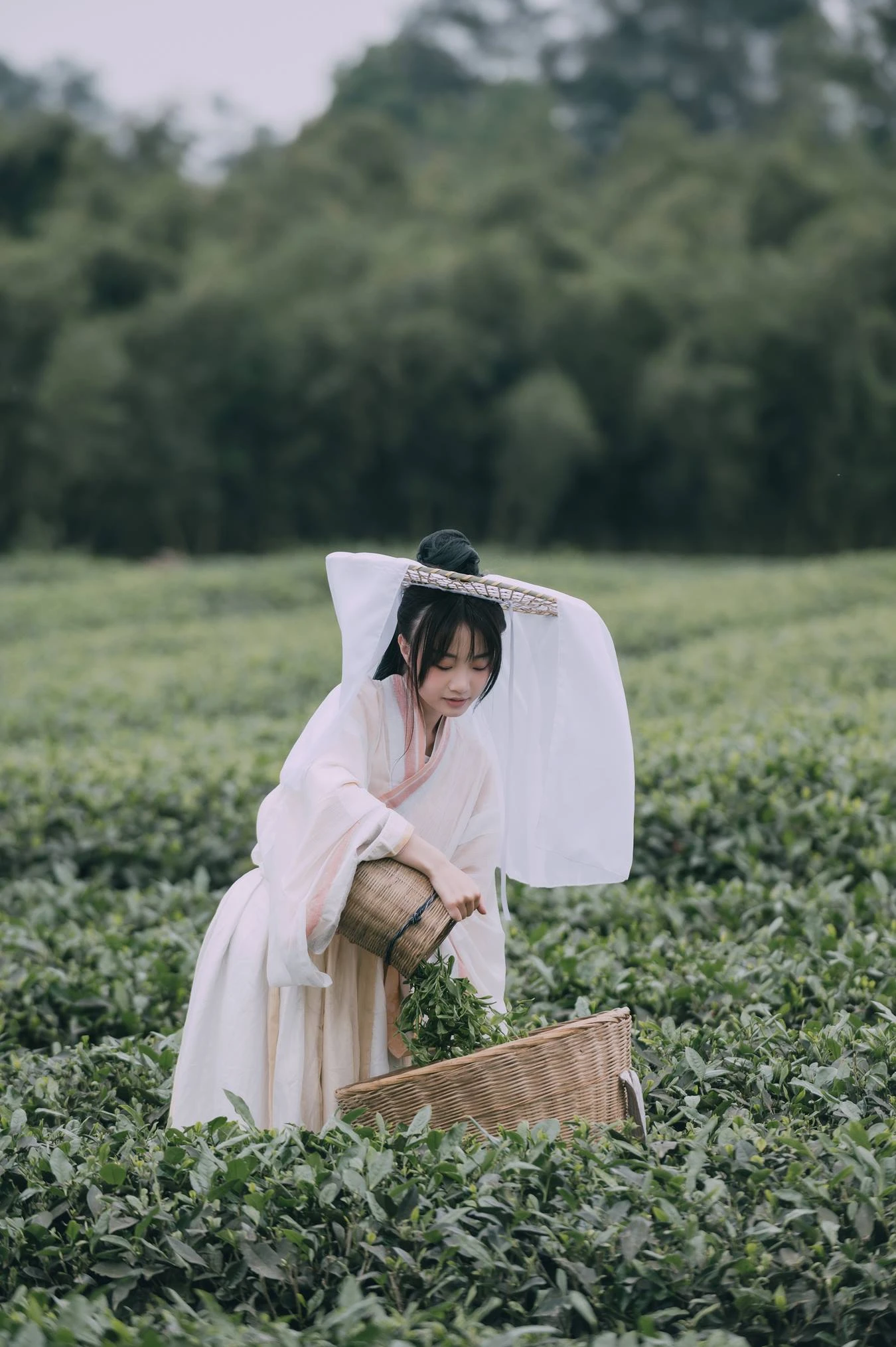 [YITUU艺图语] 2022.05.12 采茶东篱下 蹭饭 [20P/194MB]