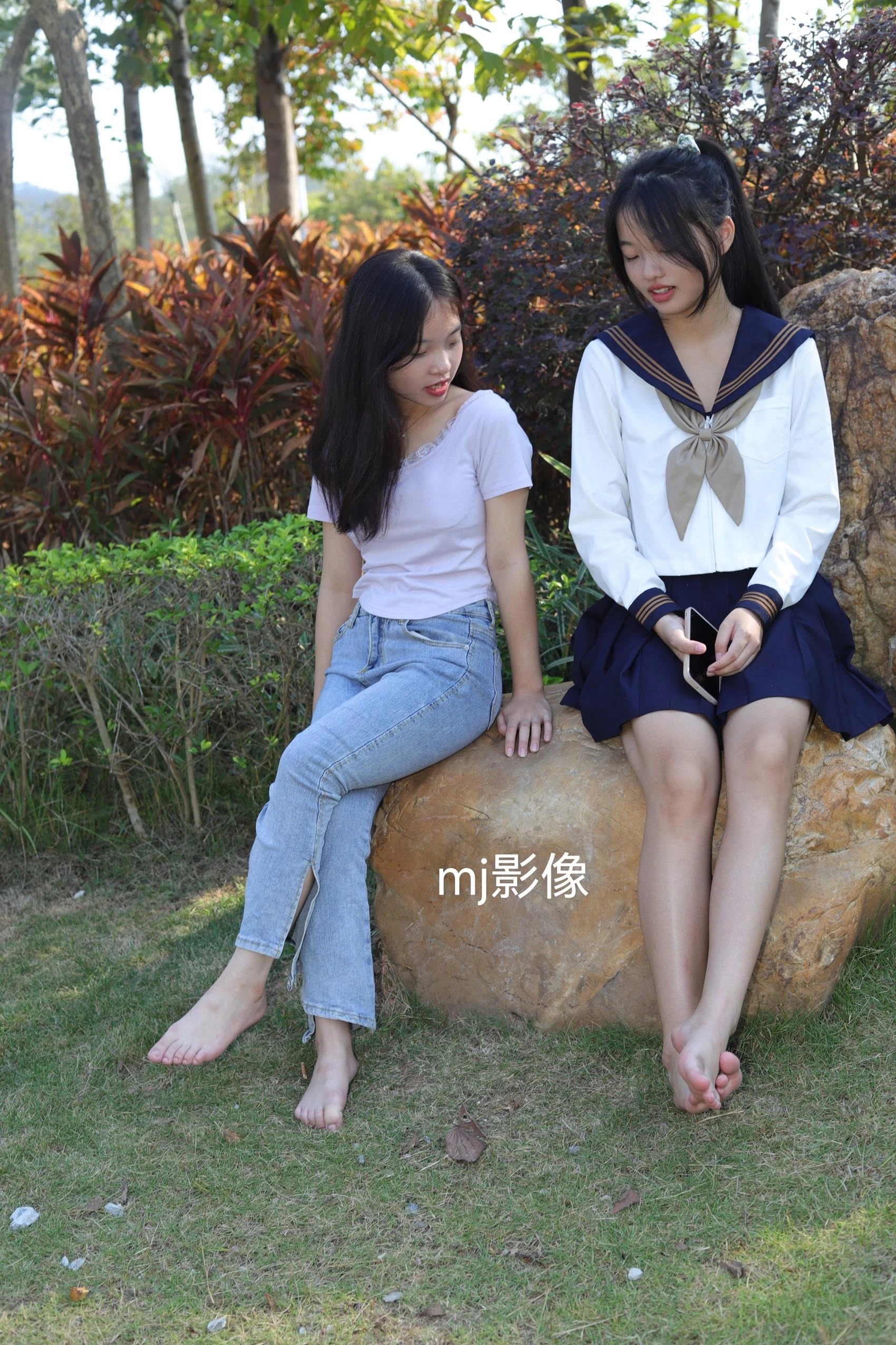 Pary摄影 NO.063 诗诗与小然户外展示原味嫩脚丫 [100P/0.99GB]