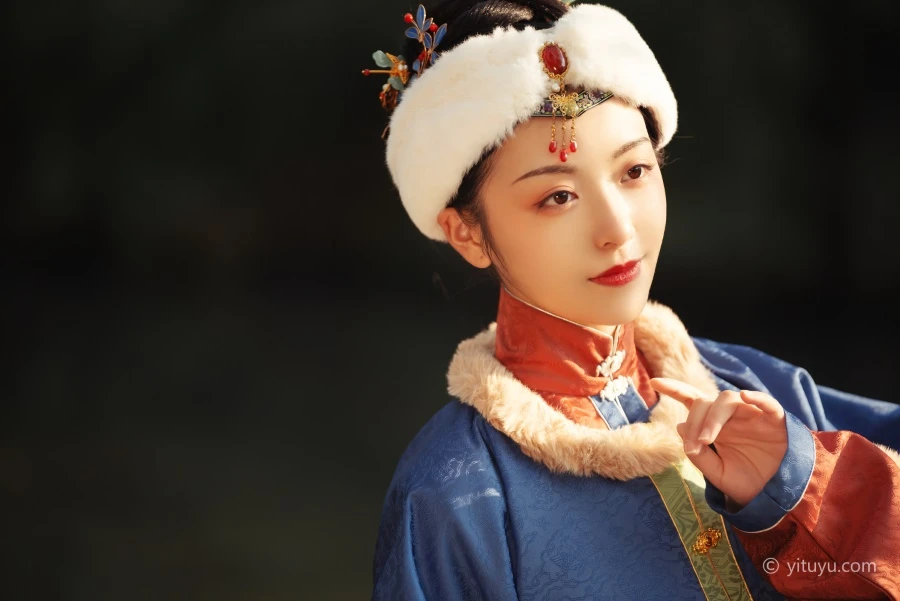 [YITUYU]艺图语 2021.04.09 晚枫 墨律 [26P/535MB]