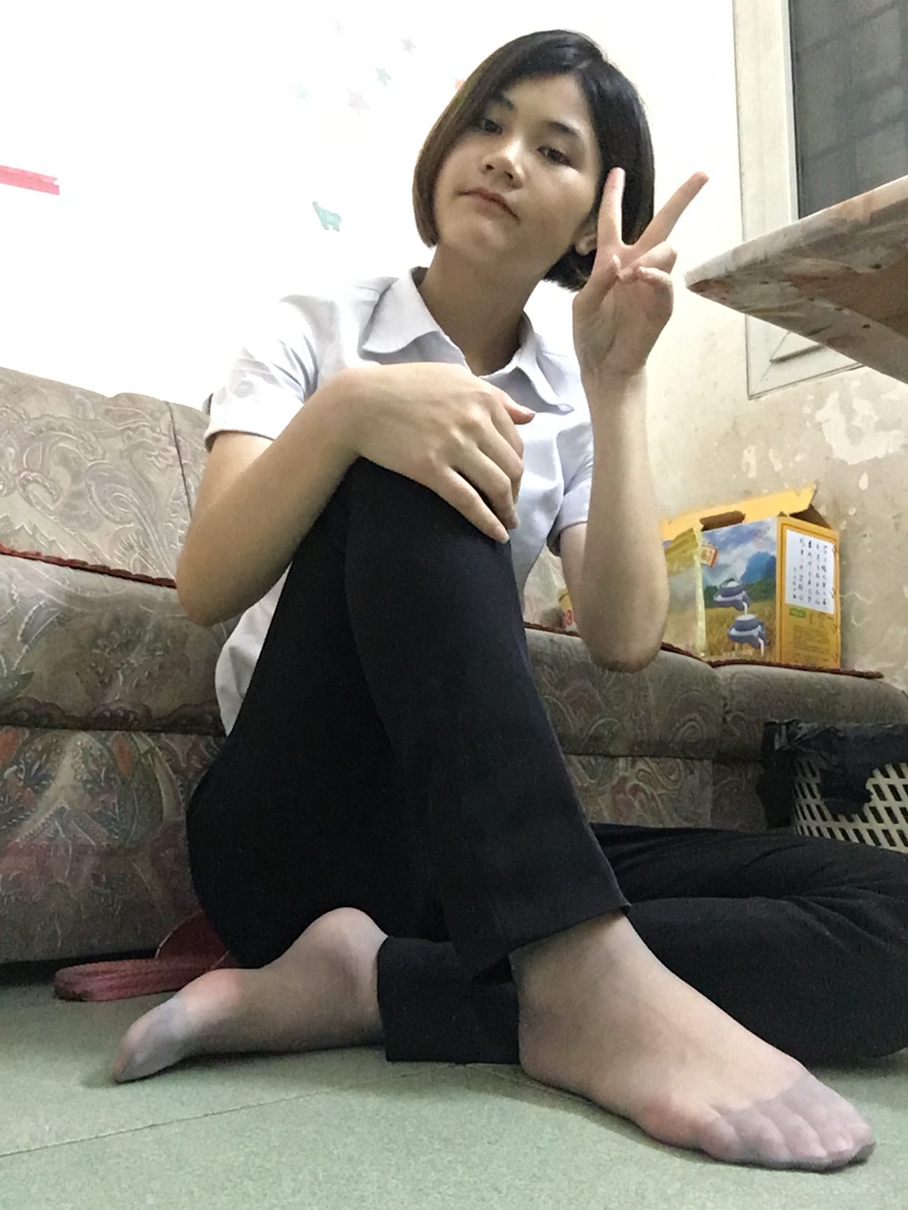 XUE妹校园寝室短丝系列032期 谭佐婷 [40P/22.8MB]