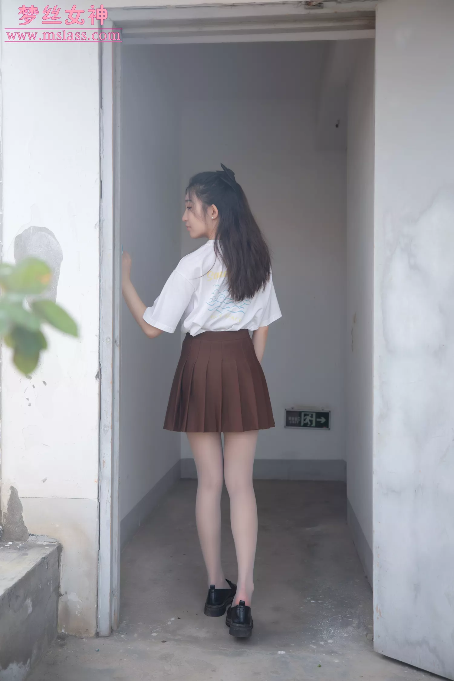 [MSLASS梦丝女神]2022.04.11 丝袜JK小格调 张小雪[59P/263MB]