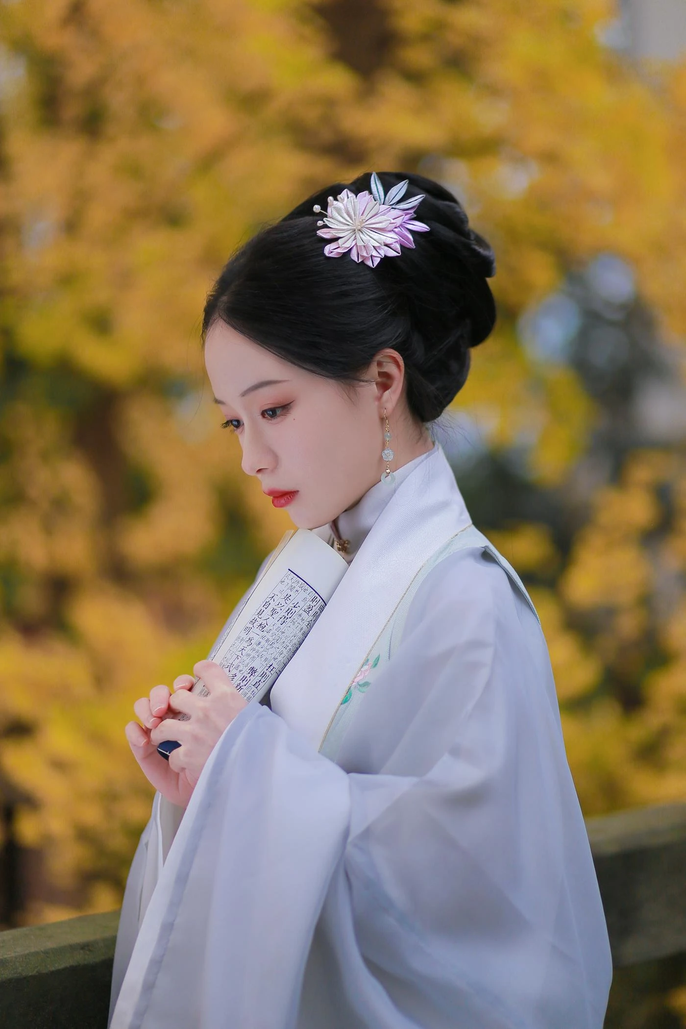 [YITUYU艺图语] 2022.02.17 银杏歌 花泽阮阮 [35P/353MB]