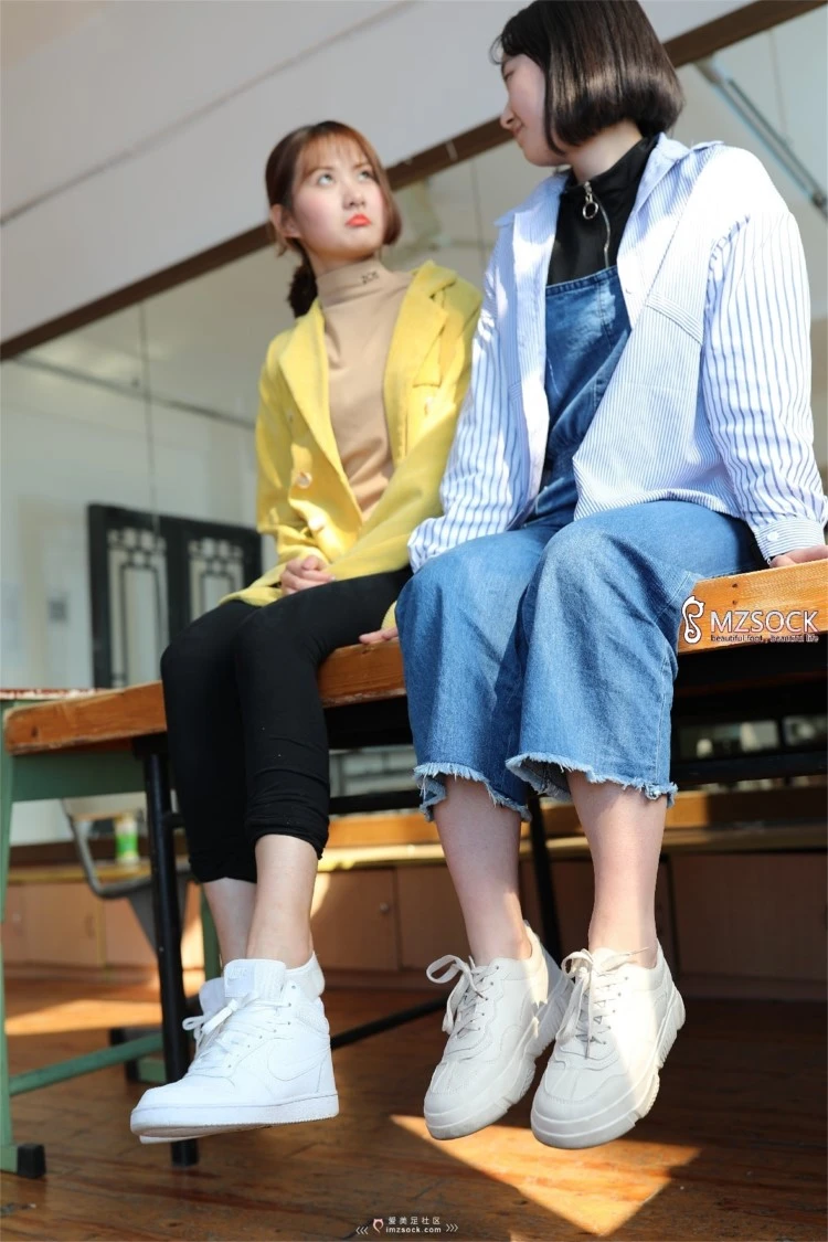 [MZSOCK]爱镁足 No.003 肖弧&佳妹 温馨姐妹花 [132P/312MB]