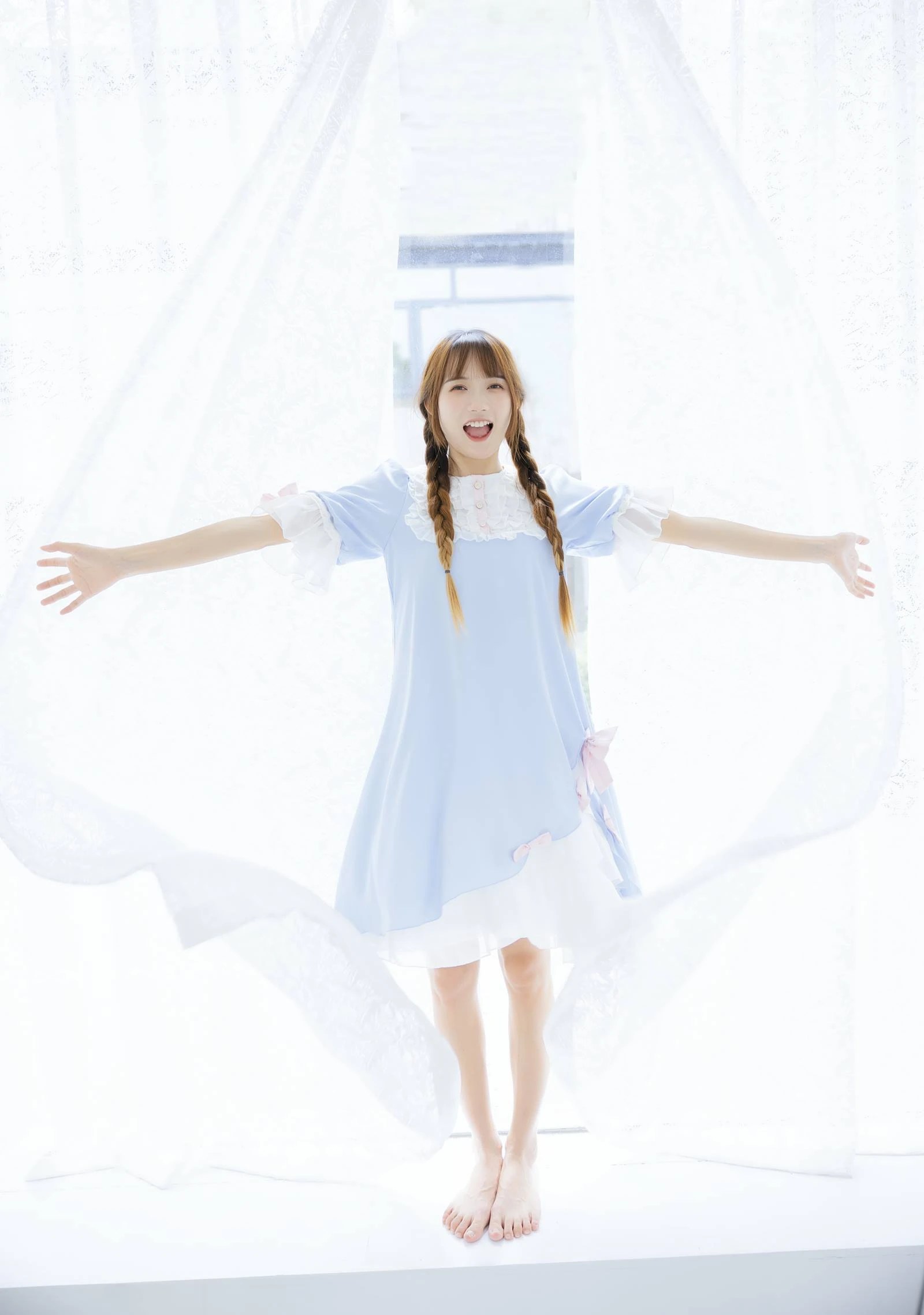 [YITUYU艺图语]2022.08.16 夏日甜美 兔子Zzz不吃胡萝卜[32+1P/227MB]
