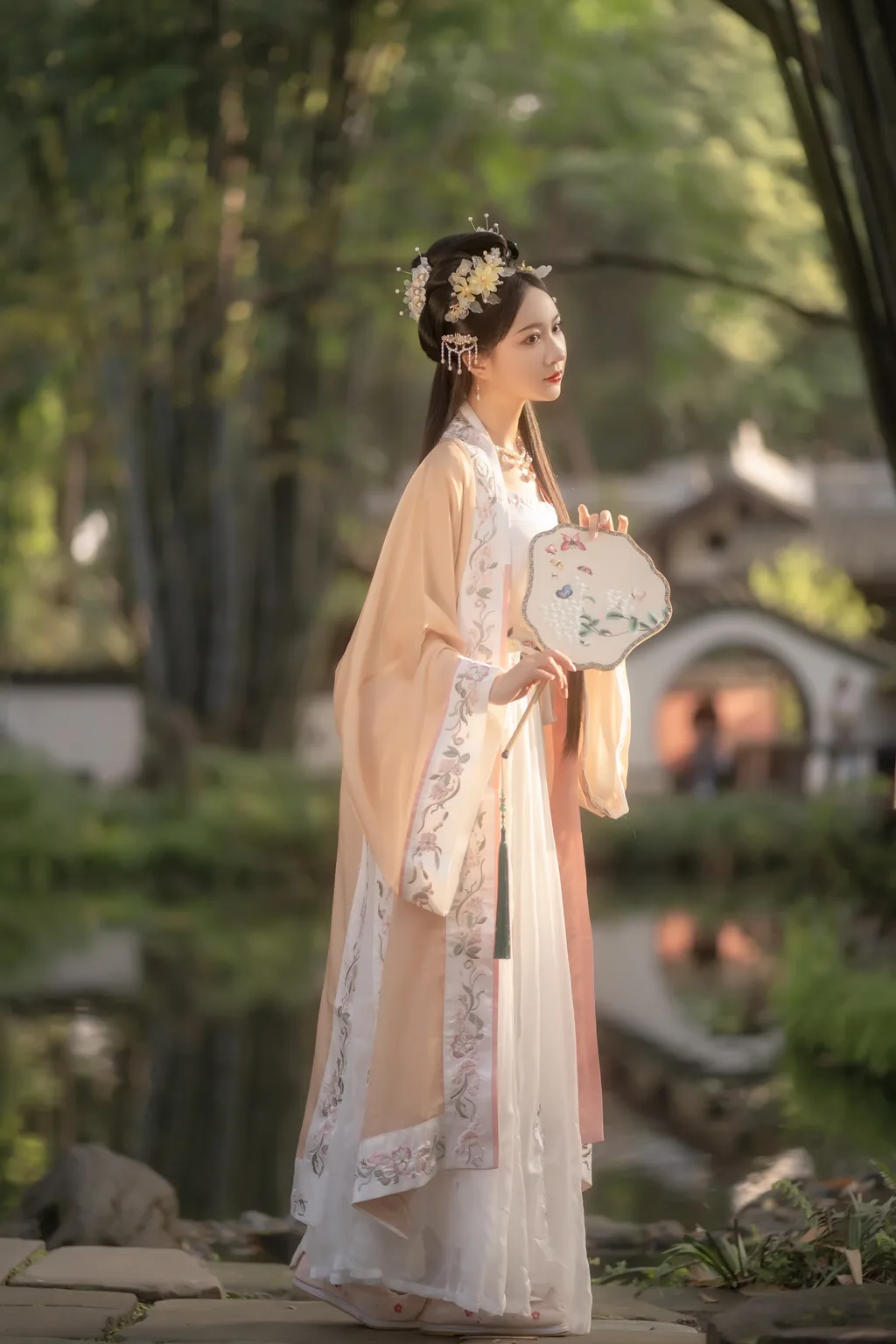 [YITUYU艺图语]2022.11.11 天青时 -绮罗生的小苏苏-[27+1P/189MB]