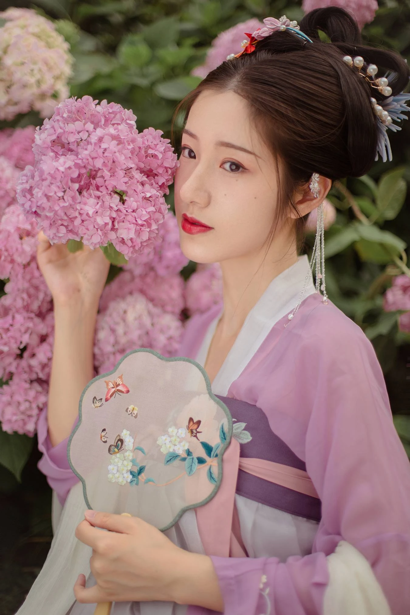 [YITUU艺图语] 2022.04.05 十二花神令之八仙花 大仙奶奶 [24P/131MB]