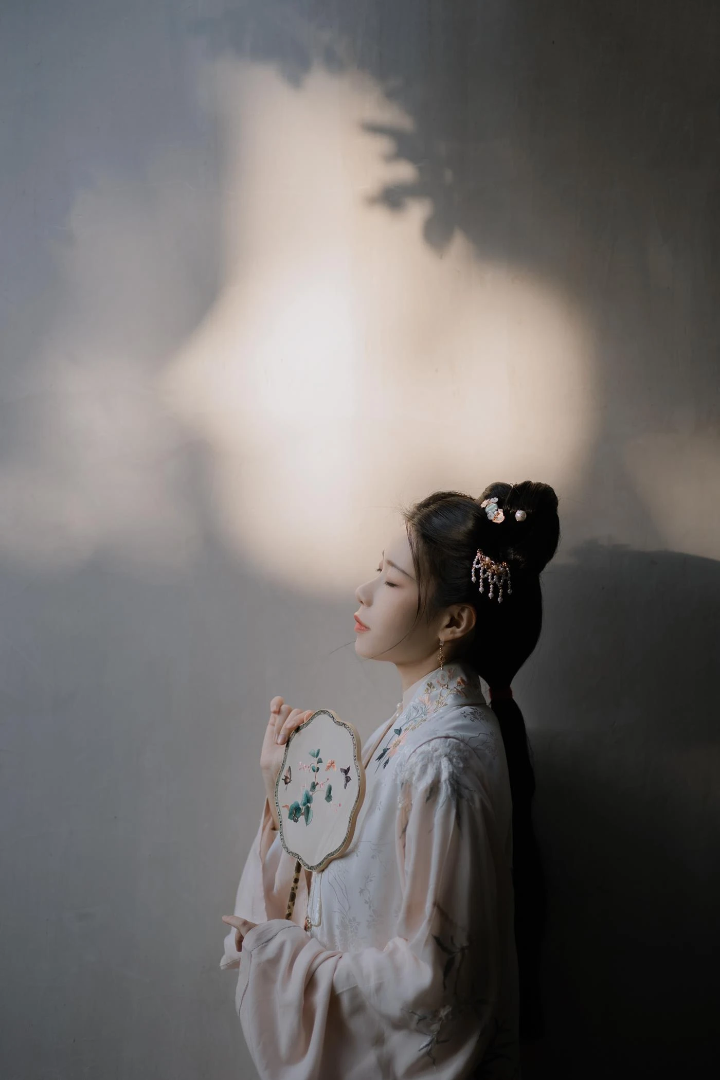 [YITUYU艺图语] 2022.02.16 梦断 tiff罗 [23P/145MB]