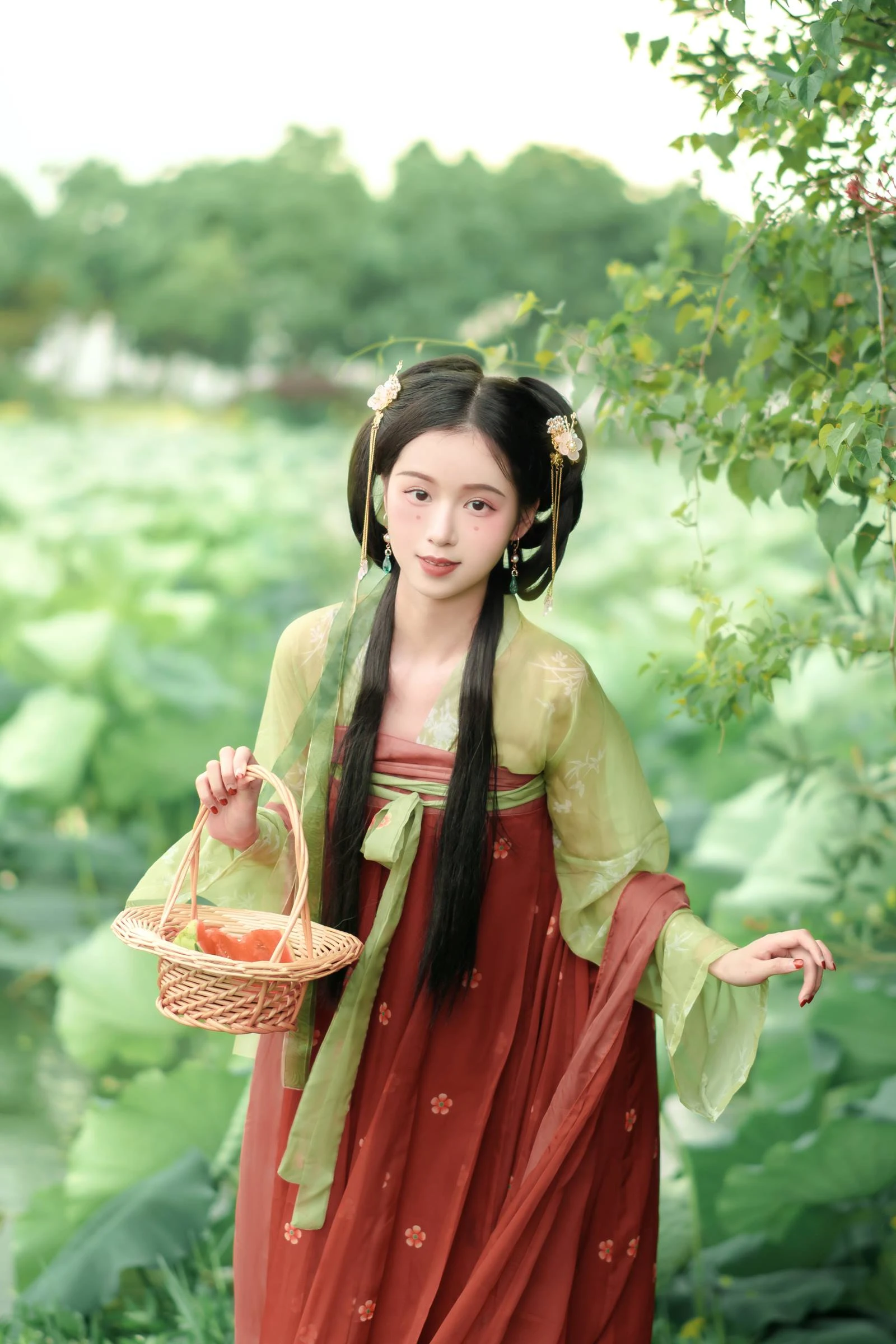 [YITUYU艺图语]2022.09.24 夏荷 仓央是大魔王[20+1P/406MB]