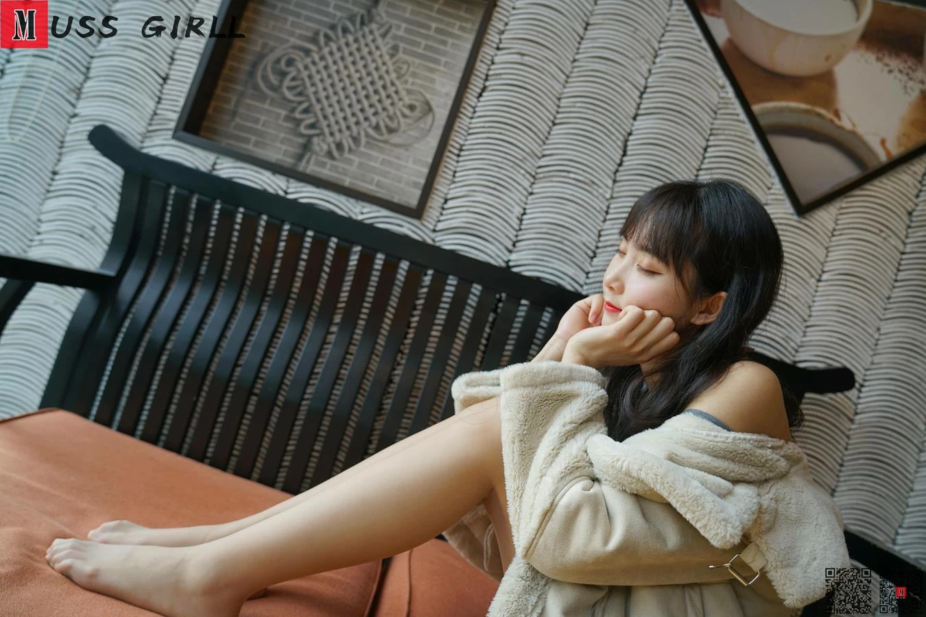 [MussGirl慕丝女郎]NO.322 居家女神 [96P/121MB]