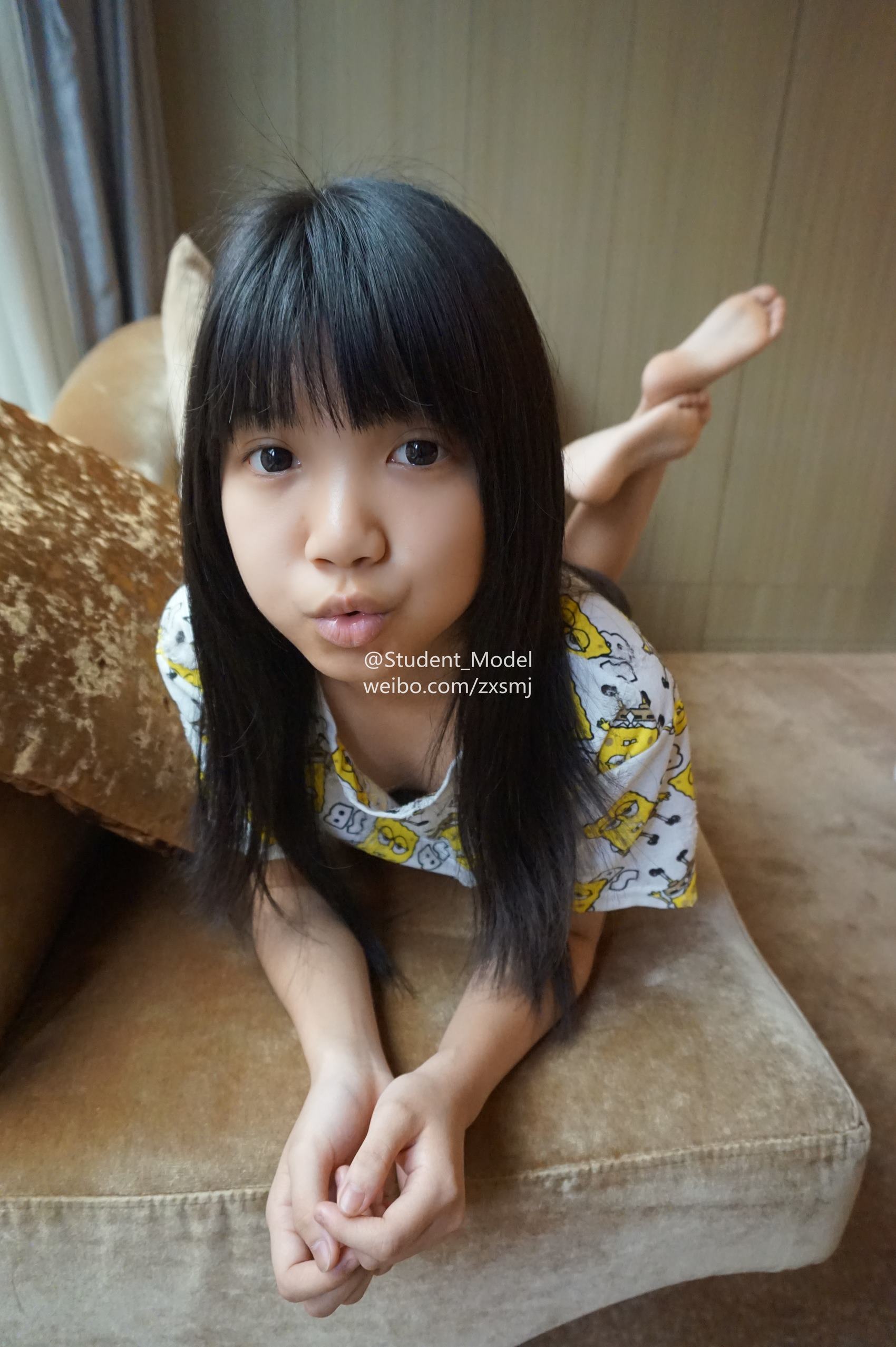 students学生美腿每足 021 培培 [70P/206MB]