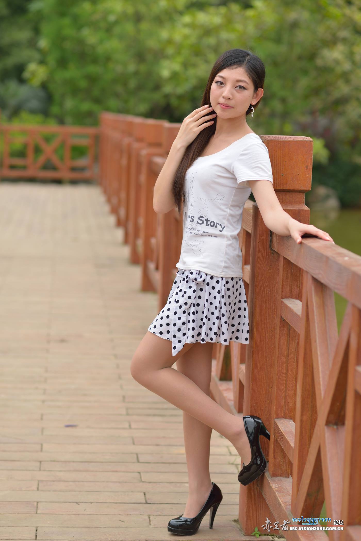 Ecologygreen摄影作品 NO.078 水嫩美模玉足黑丝来袭[34P/458MB]