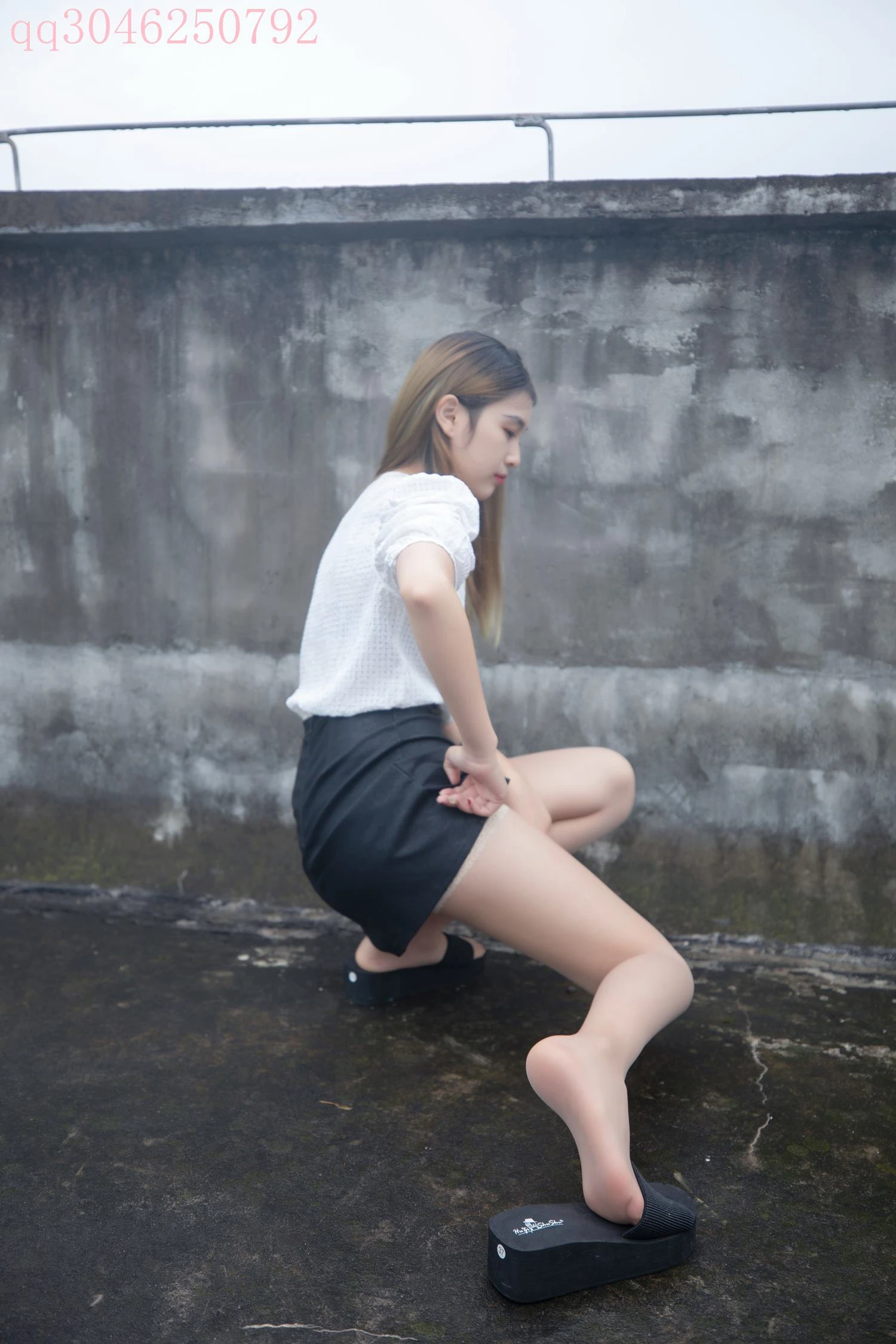 [MSLASS梦丝女神]2021.09.28 天台肉丝 王晓瑞[70P/491MB]
