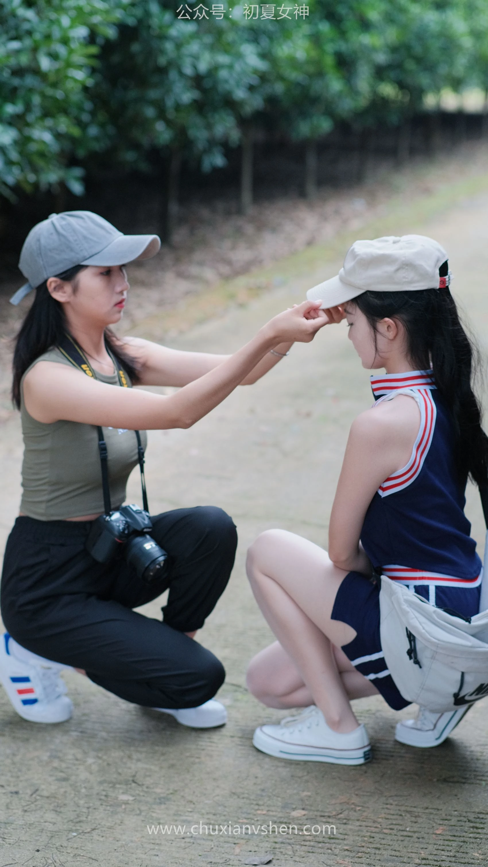 [初夏女神] NO.095 点点&双双~《姐妹出行》夏季登山记 [163P/2V/12.7G]