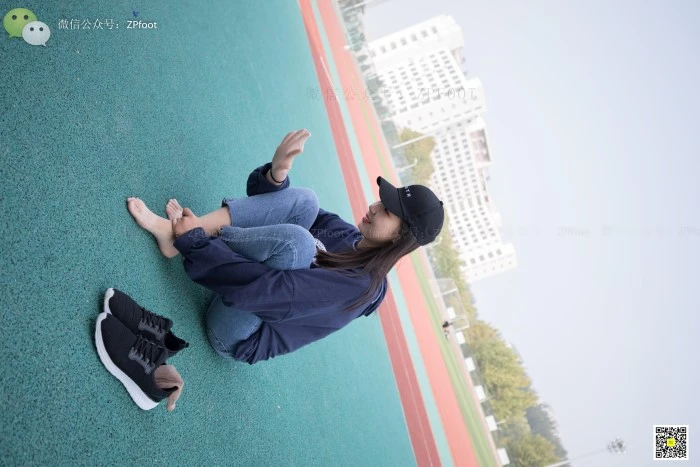 [LSS山茶摄影]NO.054 肉丝.操场[99P/238M]