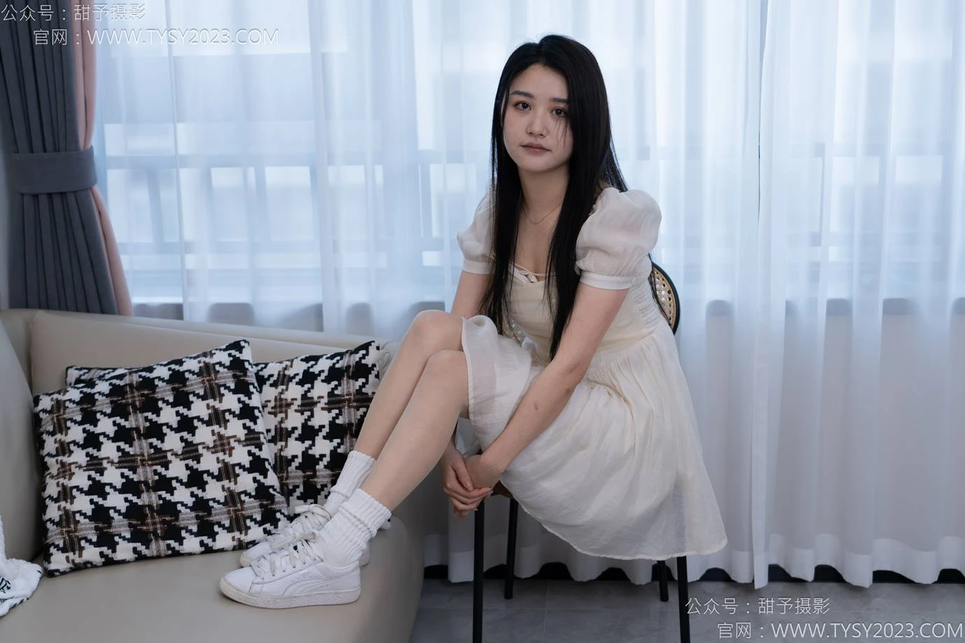 甜予摄影 NO.137 澜澜-板鞋、白棉袜、薄肉丝[140P/2V/10.1GB]