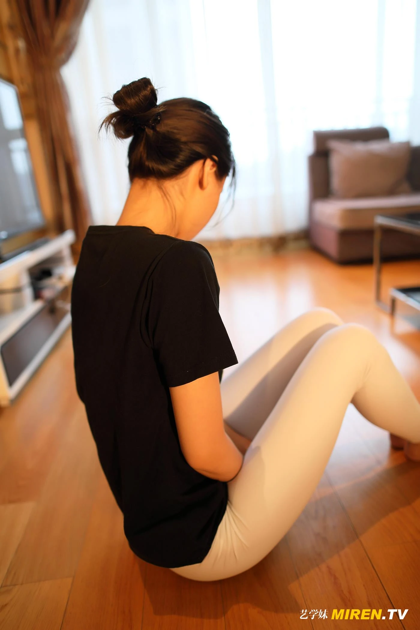 [ROSI艺XUE妹]2020.01.07 NO.0040[42+1P/39M]