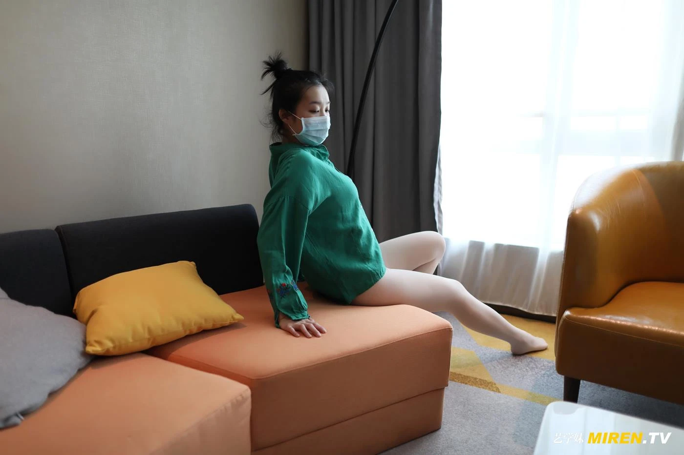 [ROSI艺XUE妹]2020.05.19 NO.130[94+1P/73MB]