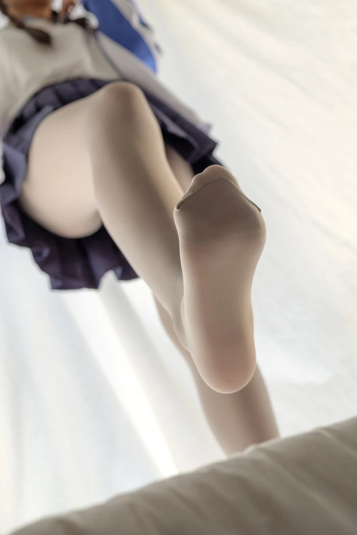 喵写真 VOL.015 风满丝袜XUE妹 [70P/504MB]