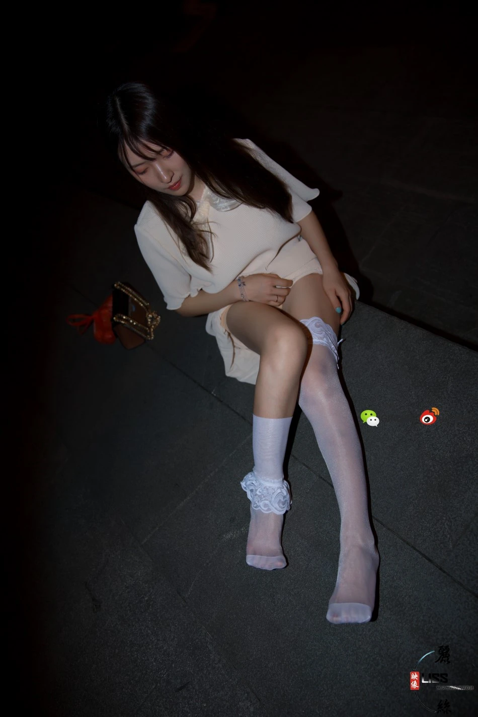 [LISS丽丝映像]NO.022 莎莎《少女深夜日记》[57P/724MB]
