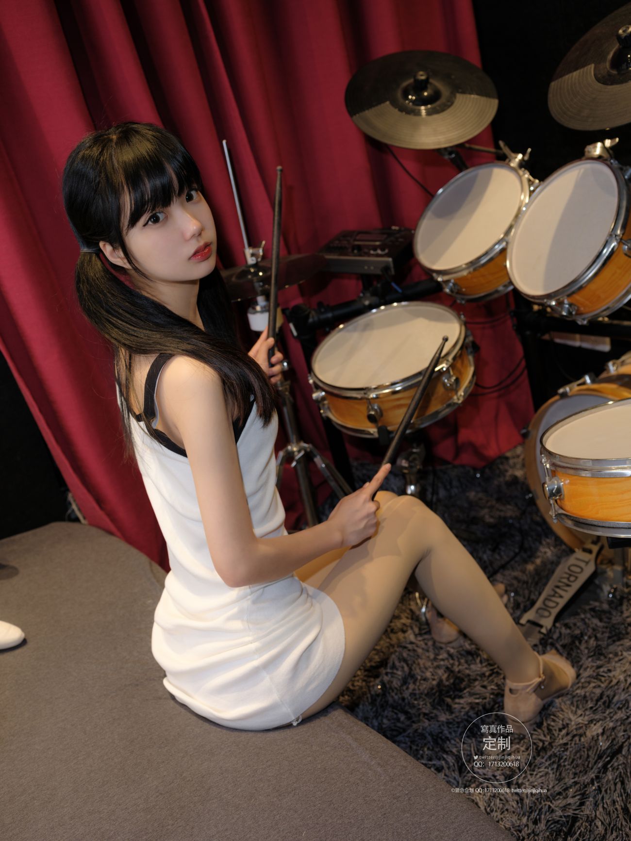 紧急企划 NO.021 出境：一只喵喵梓 肉丝[74P/1V/4.55GB]
