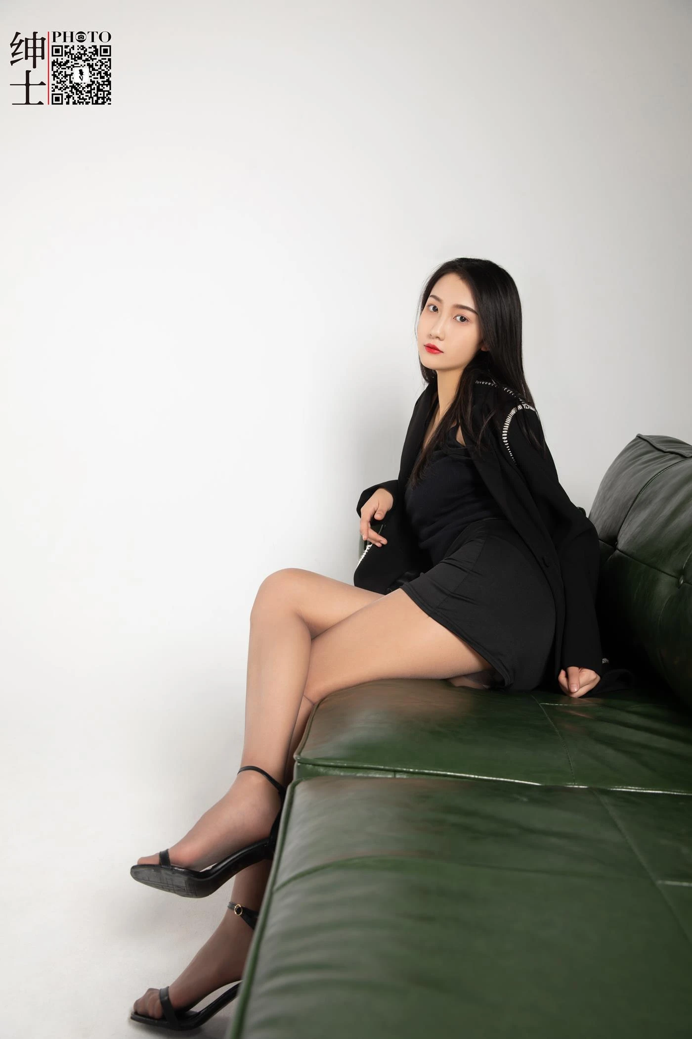 SHENSHI绅士 – SS100 文琪[44P/353MB]