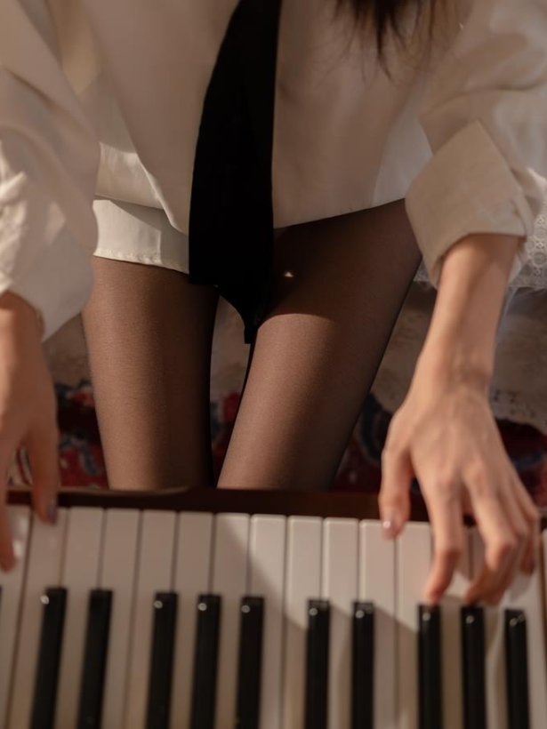 [尤蜜丝]穿搭写真 NO.145[142P/762MB]