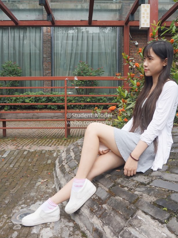students 美腿镁足 002[66P/191MB]