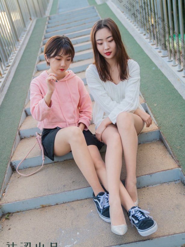袜涩写真 VOL.045 双人紫竹院 [45P/664MB]